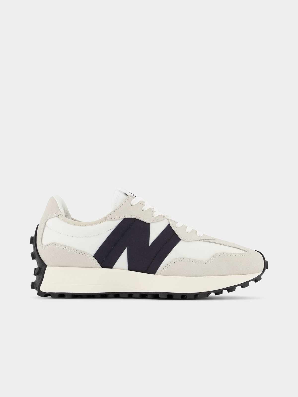 ⁠New Balance 327